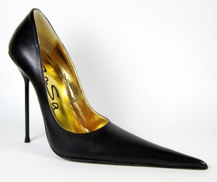Ultra-high stiletto court shoe with extreme winklepicker pointed toe. Black leather upper and sole, full gold leather lining. Made in Italy exclusively for RoSa Shoes